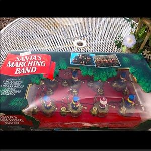 Mr. Christmas Santa’s Marching Band